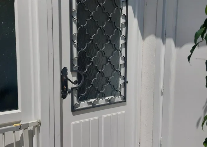 T3 Center Menton- Parking 公寓