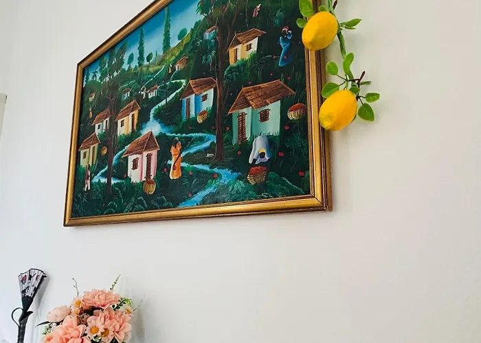 T3 Center Menton- Parking 公寓