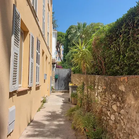 T3 Center Menton- Parking *