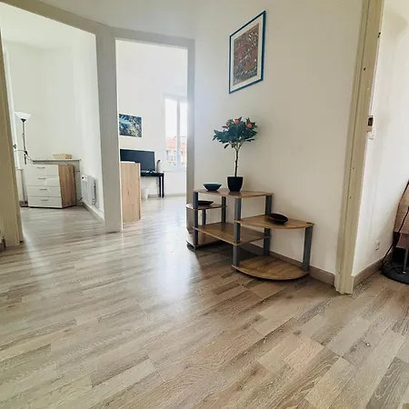 Daire T3 Center Menton- Parking *