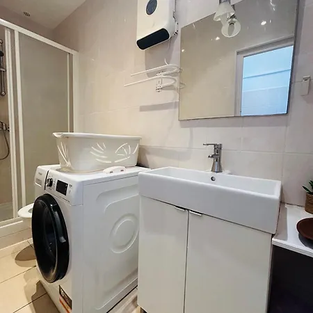 Daire T3 Center Menton- Parking *