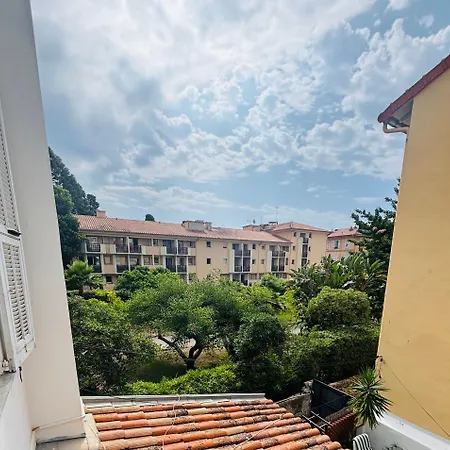 Apartmán T3 Center Menton- Parking *