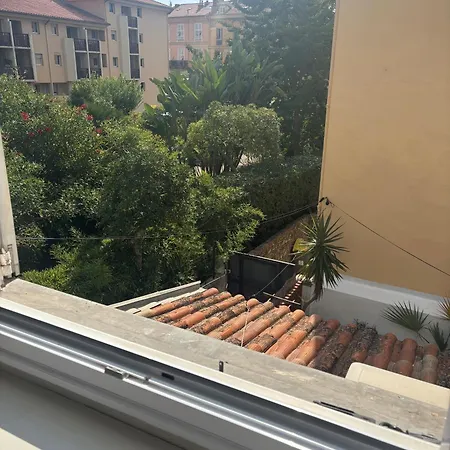 T3 Center Menton- Parking Daire Menton