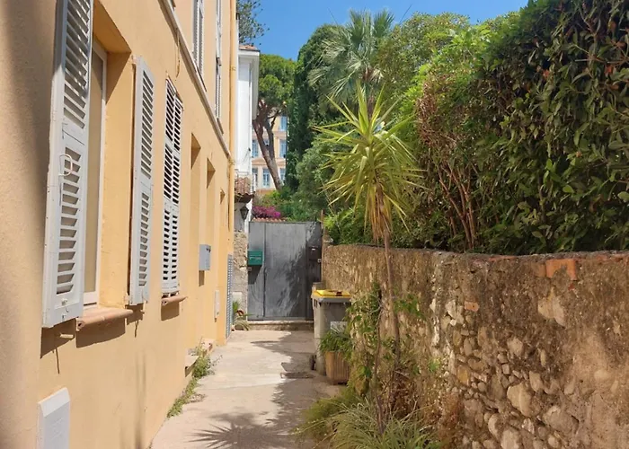 T3 Center Menton- Parking *