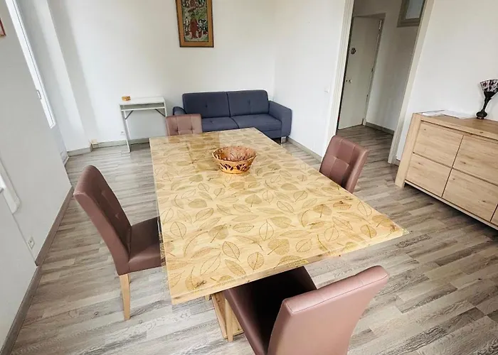 T3 Center Menton- Parking * Мантон