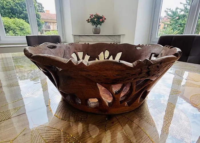 T3 Center Menton- Parking * Menton